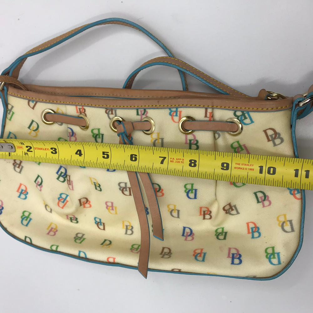 Dooney & Bourke Cream Small Purse - Picture 4 of 8